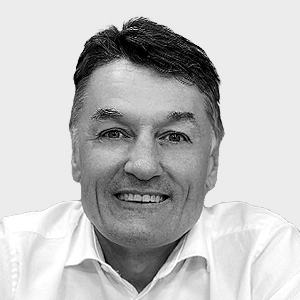 Francois Reyneke, SENIOR SALES MANAGER