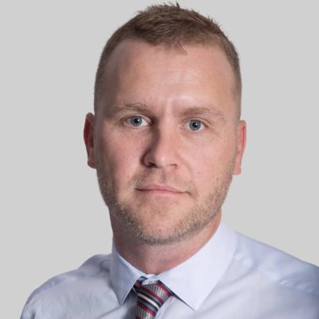 Francois Venter, SENIOR SALES MANAGER